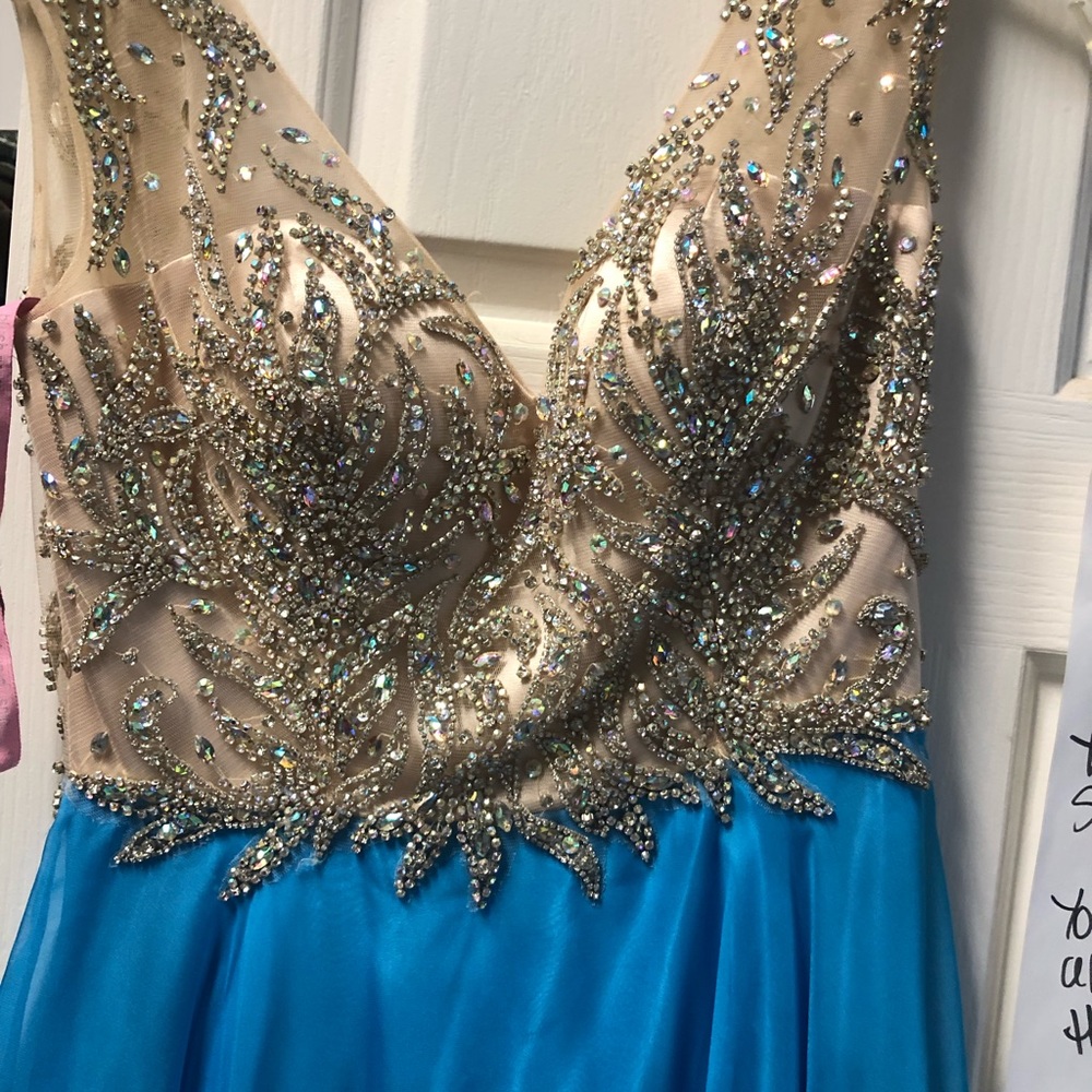 Prom Dress!!! - Picture 2 of 5